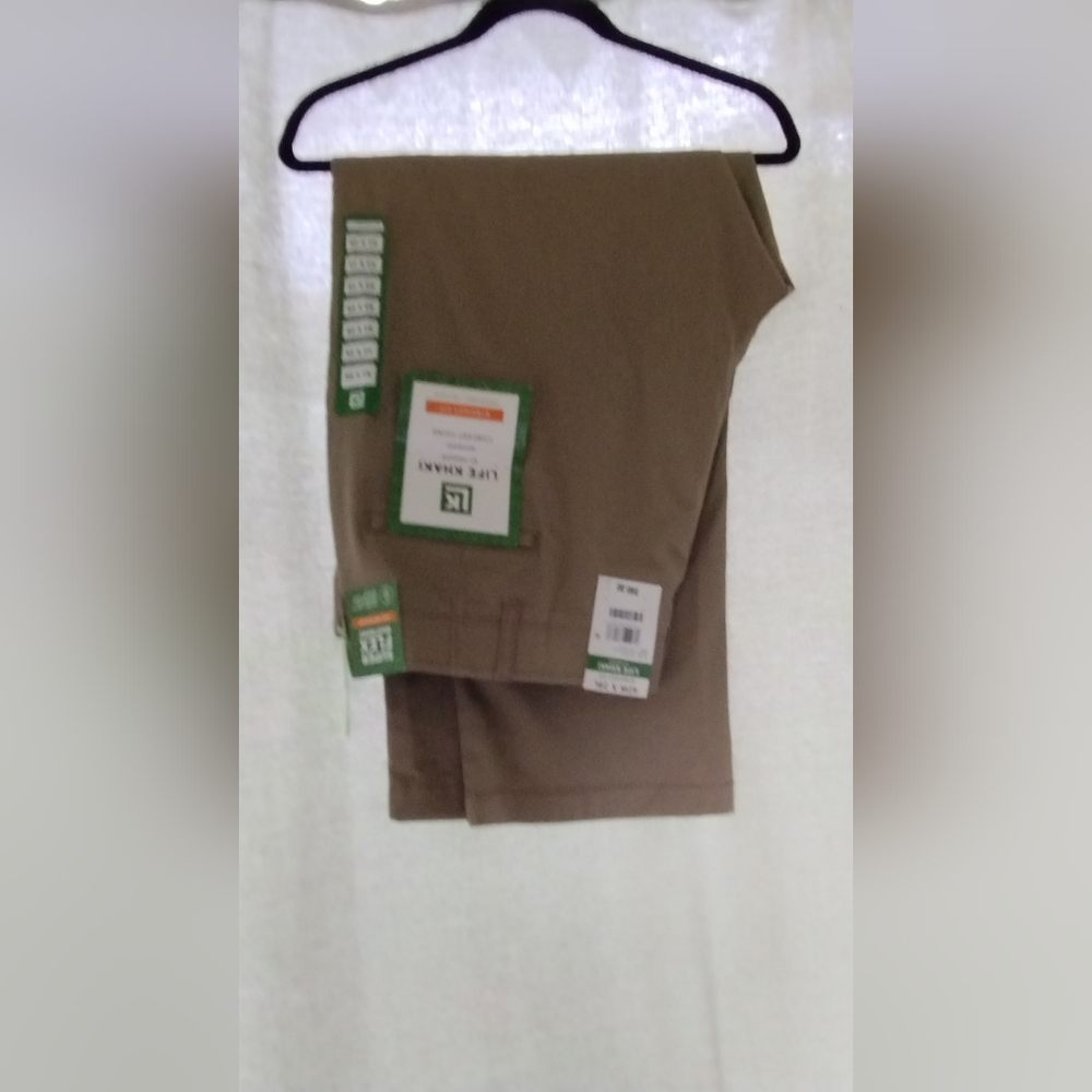 Men's Haggar® Life Khaki™ Straight-Fit Comfort Chino Flat-Front Pants 42x29